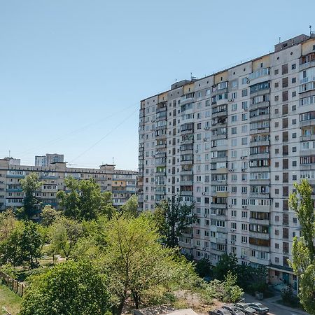 Artal Apartment On Obolonskyi Avenue 16A Kyjev Exteriér fotografie
